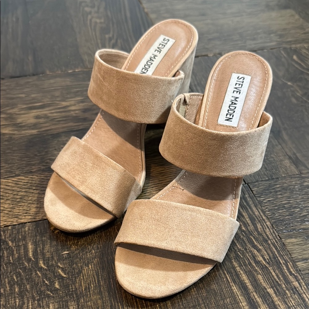 Steve Madden Tan Women's Sandals